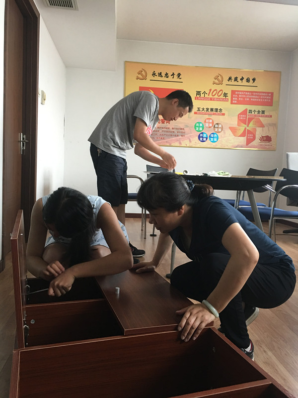 1504767869130216.jpg 人jpg_副本.jpg
